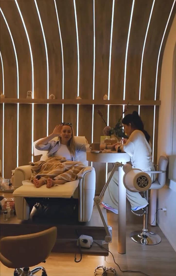 Mani / Pedi services at Atenaá Beauty Concept in Miami